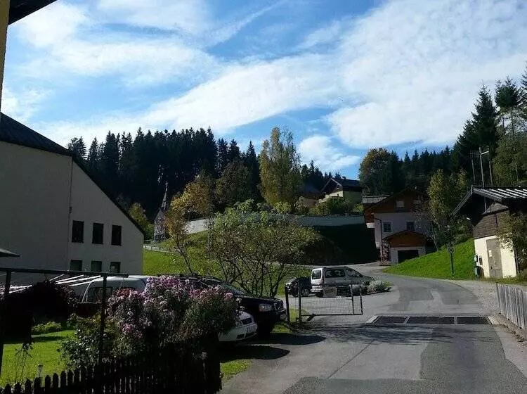 Pension Haus Rohrmoser