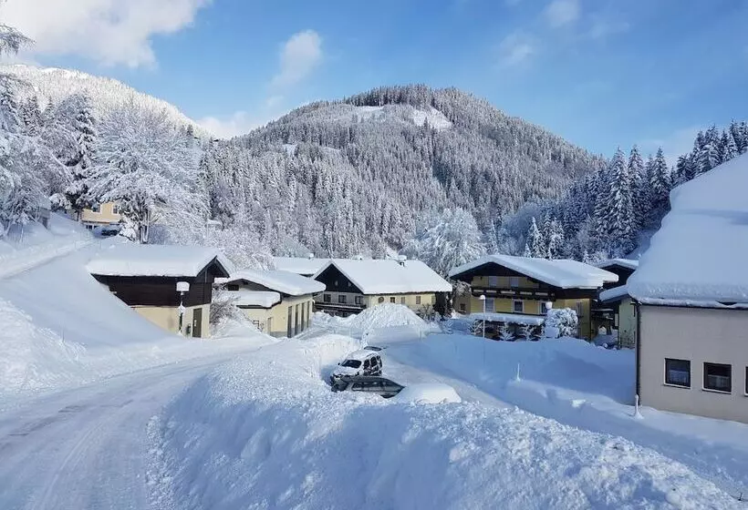 Pension Haus Rohrmoser