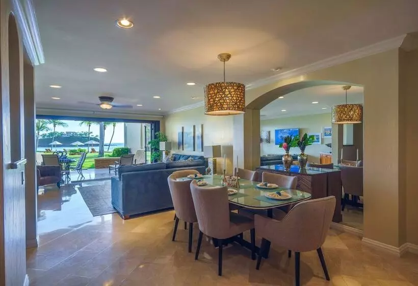 The Palms Playa Flamingo