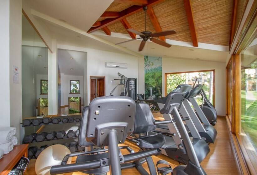 The Palms Playa Flamingo