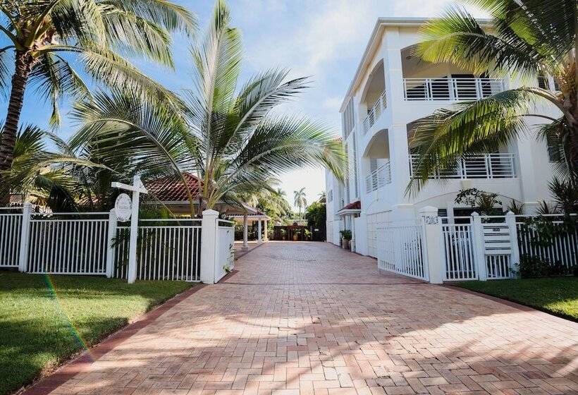 Villa Beach Palm Cove