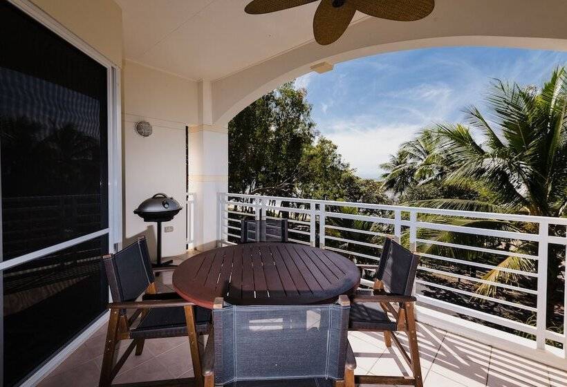 Villa Beach Palm Cove