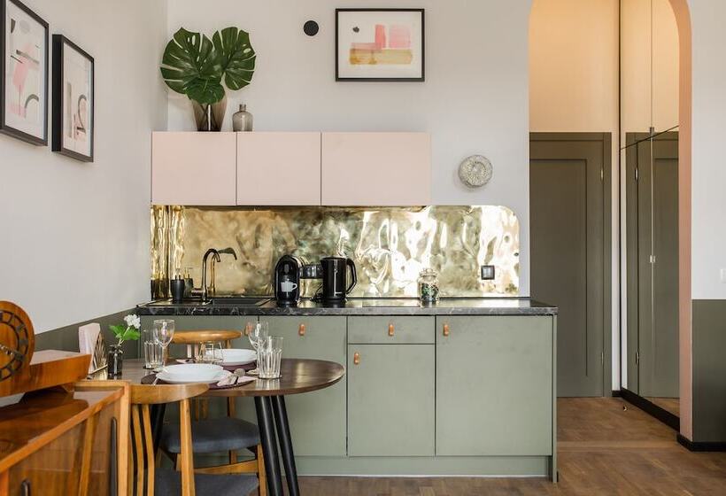 Aparthotel Nowy świat 28