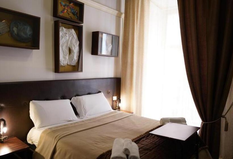 تختخواب و صبحانه Duomo Luxury Suites