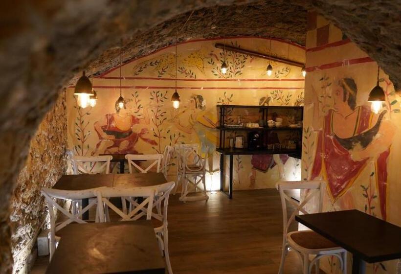 تختخواب و صبحانه Duomo Luxury Suites