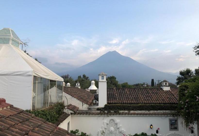 تختخواب و صبحانه Palo Santo