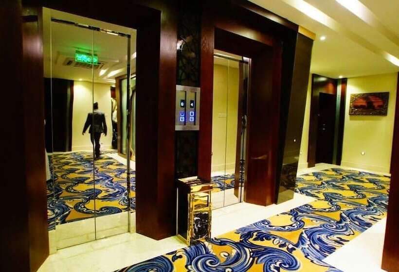 ホテル Almuhaidb Almalaz 7