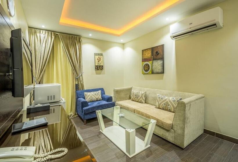 ホテル Almuhaidb Almalaz 7