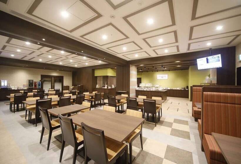בית מלון כפרי Dormy Inn Premium Osaka Kitahama