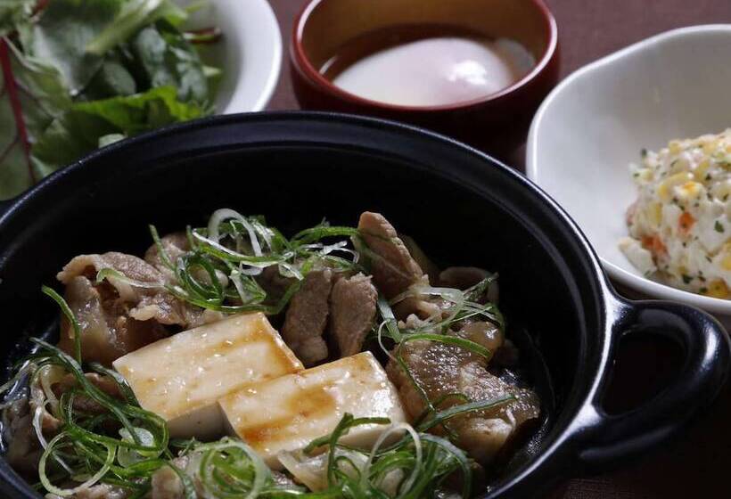 בית מלון כפרי Dormy Inn Premium Osaka Kitahama