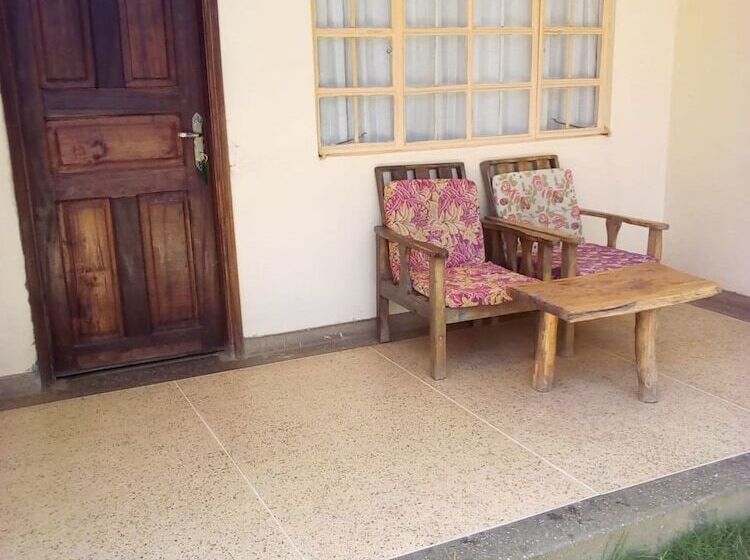 هتل Family Comfort