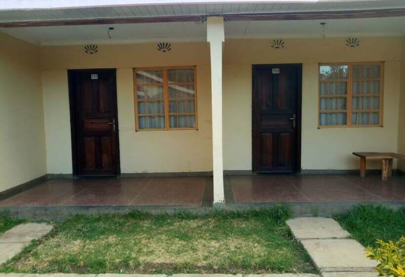 هتل Family Comfort