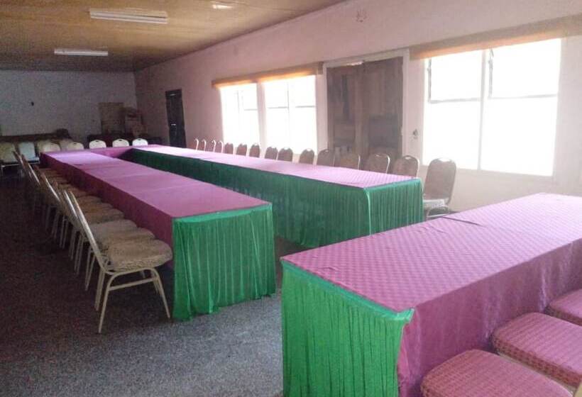 هتل Family Comfort