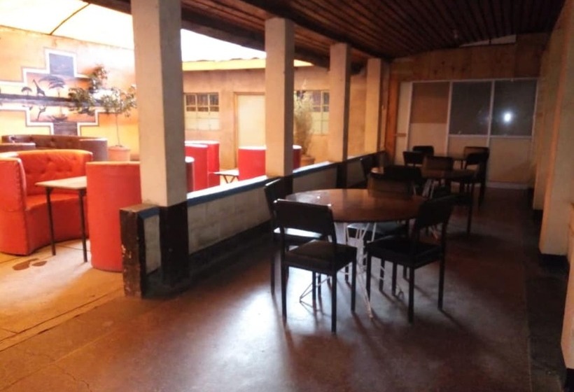 هتل Family Comfort