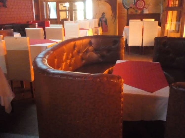 هتل Family Comfort