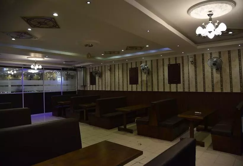 Hotelli Global City