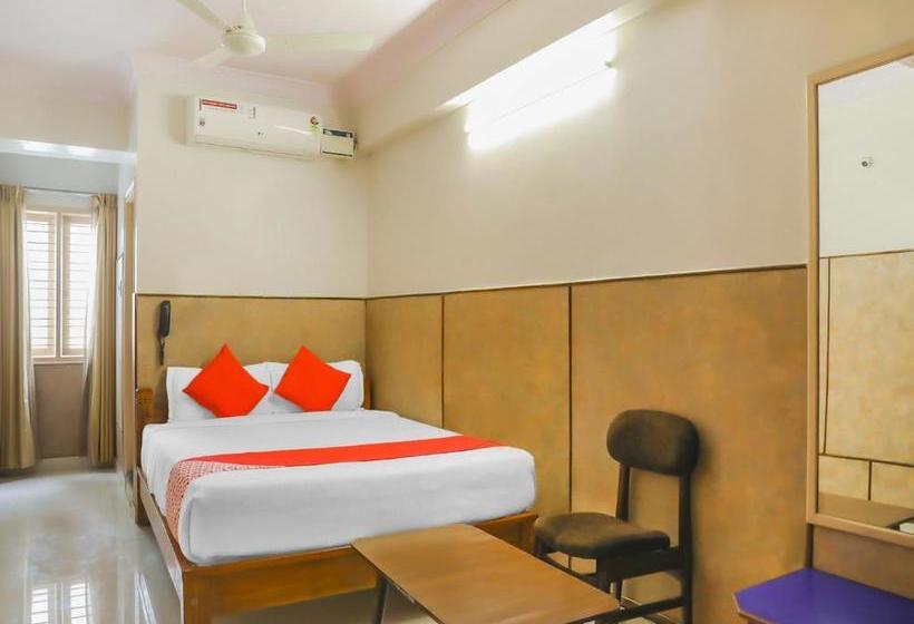 Hotel Oyo 16475 Sai Vishram