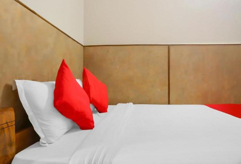 Hotel Oyo 16475 Sai Vishram