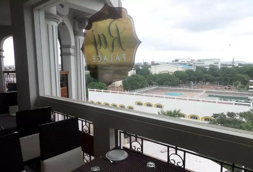 Hotel Raj Palace