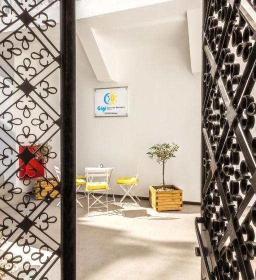 پانسیون Gigi Rooms