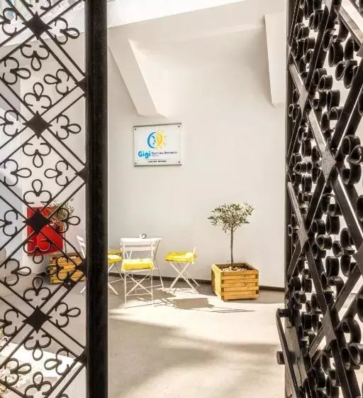 پانسیون Gigi Rooms