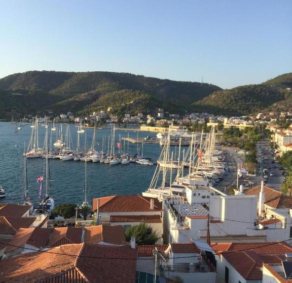 پانسیون Gigi Rooms