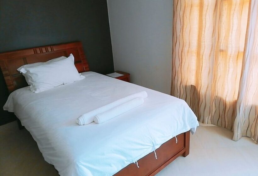 Pensjonat Residencial Chinfura