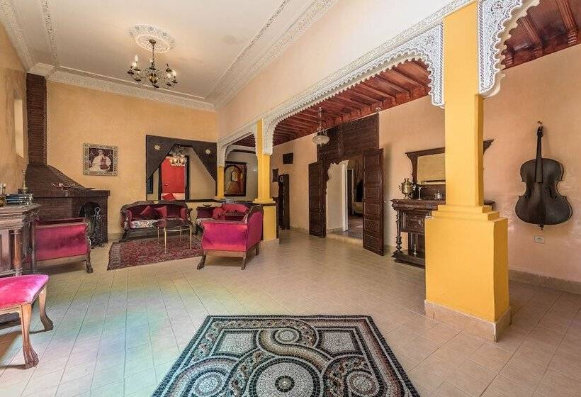 بنسيون Villa Ayche