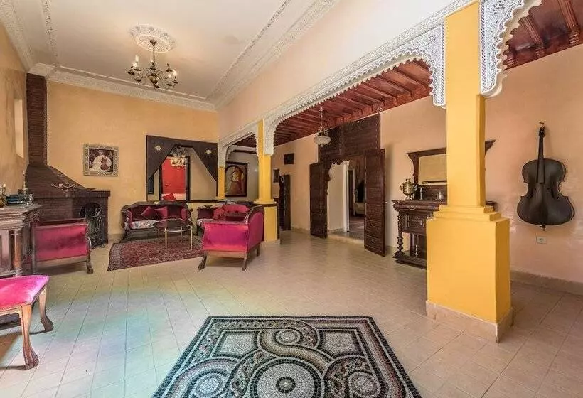 Majatalo Villa Ayche