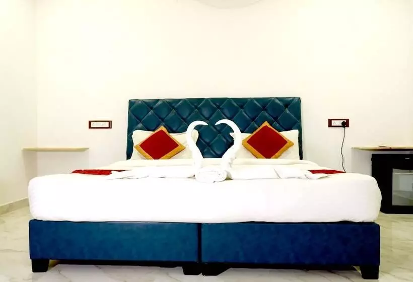 Lomakeskus Sheesh Mahal Desert Camp