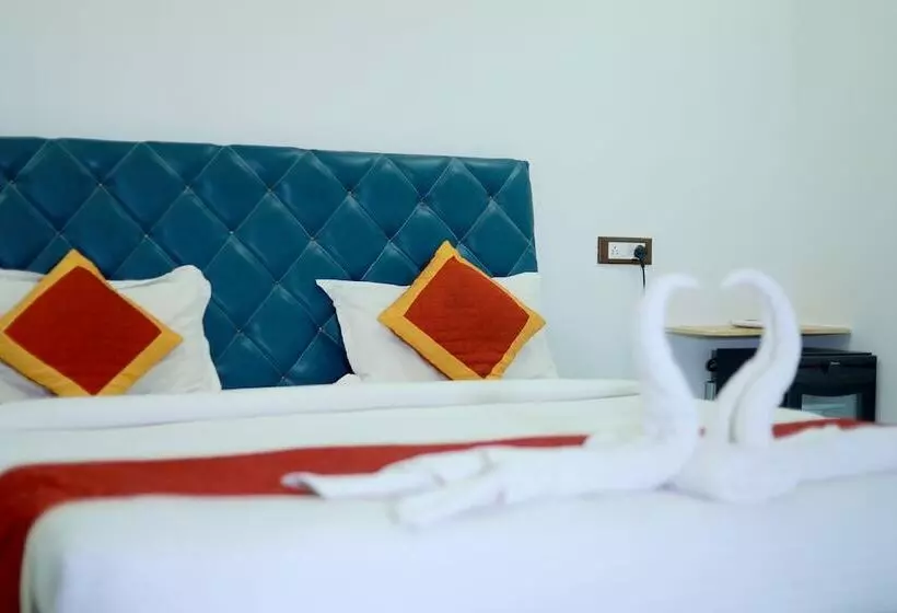 Lomakeskus Sheesh Mahal Desert Camp