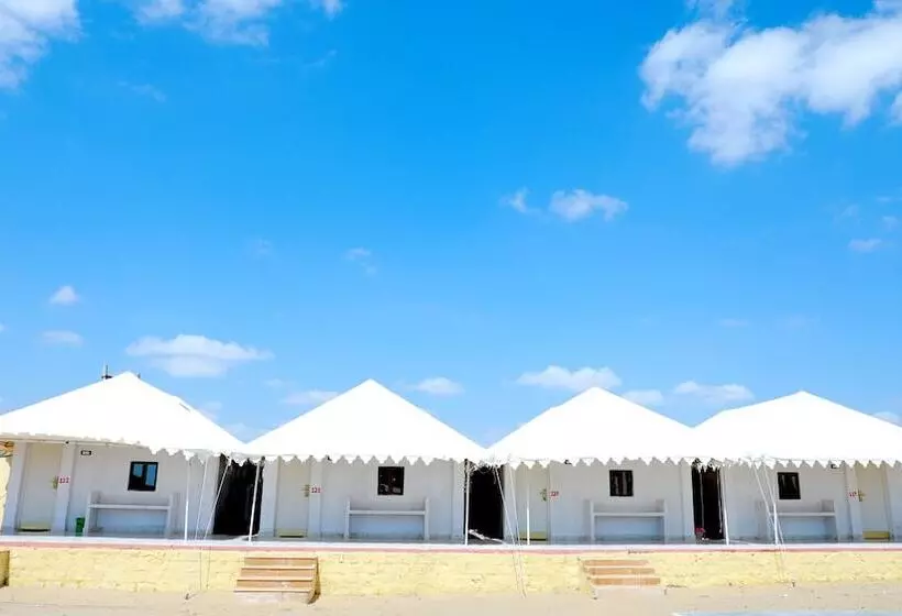 Lomakeskus Sheesh Mahal Desert Camp