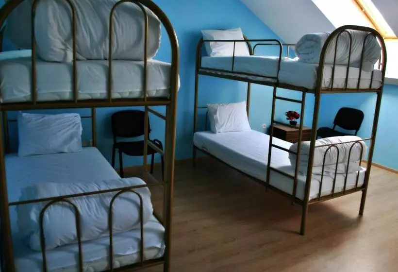 Giggly Hostel