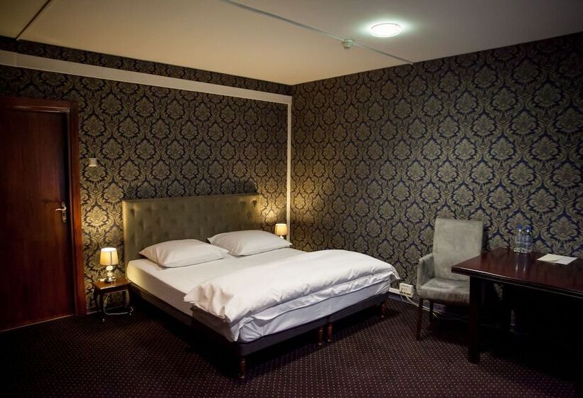 ペンション Matejki 8