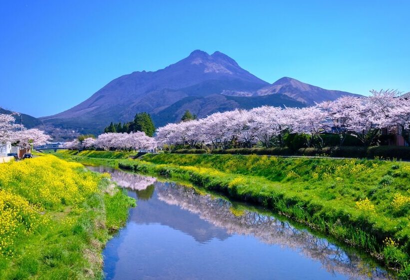 Yufuin Ryokan Okaeri