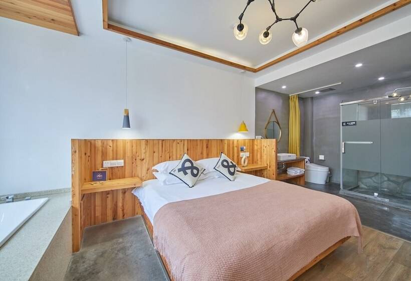 Общежитие Warm Art Inn Wuzhen