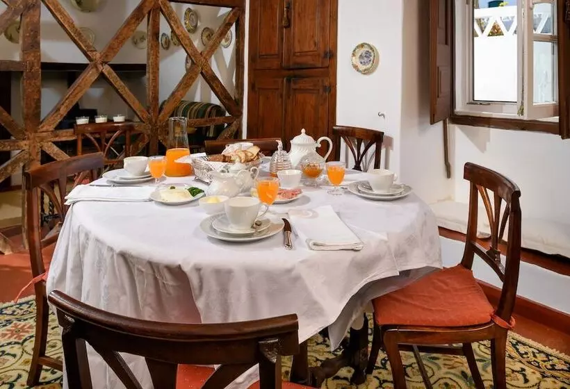 ベッドアンドブレックファースト Casa De Santiago