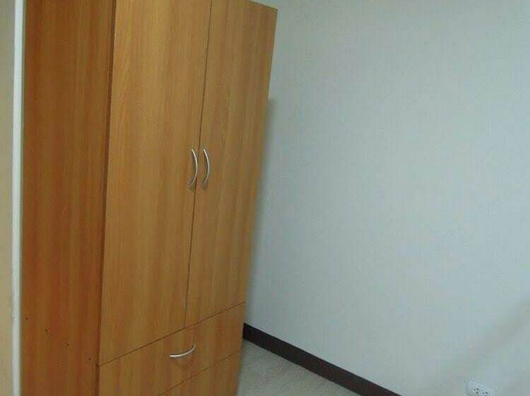 酒店 Dumaguete Dormitel