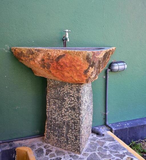 Отель Thambili Cabanas