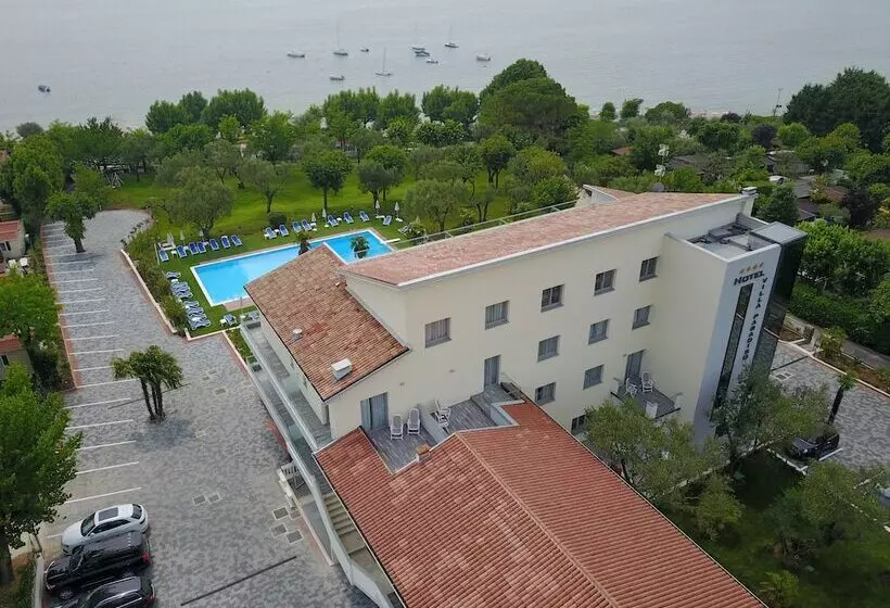 Hotelli Villa Paradiso Suite