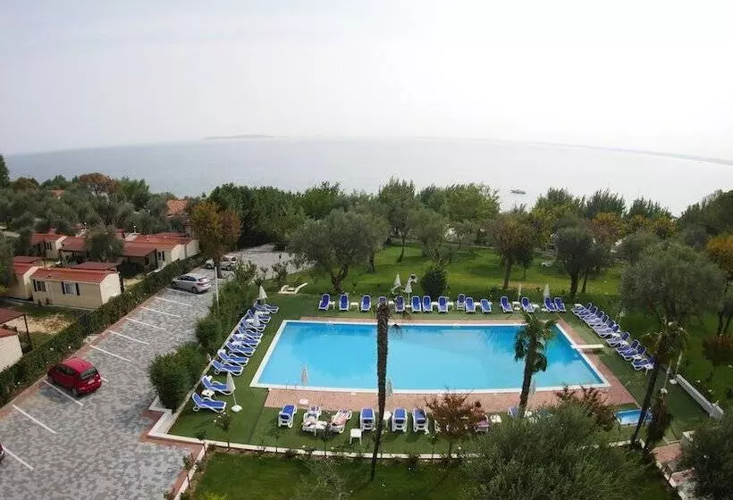 Hotelli Villa Paradiso Suite