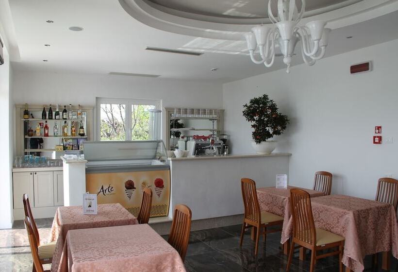 호텔 Villa Paradiso Suite