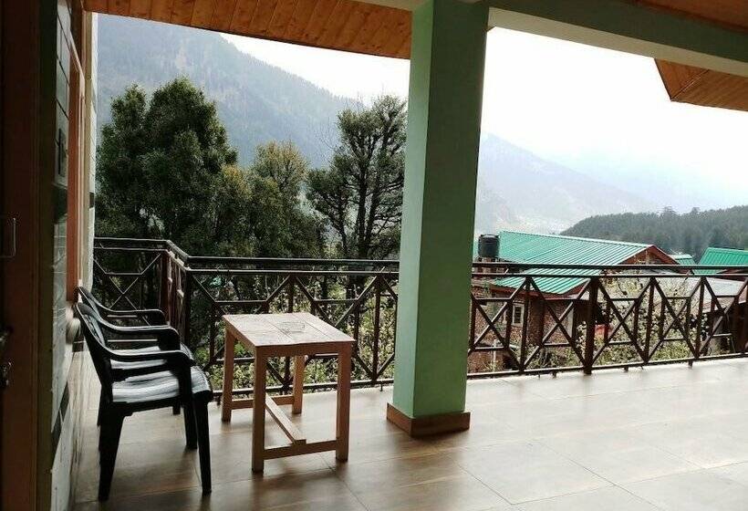 פנסיון Apple Field House