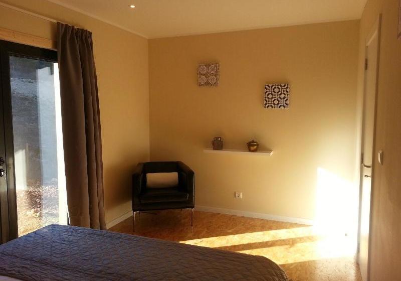 膳宿费 Eira Do Vez