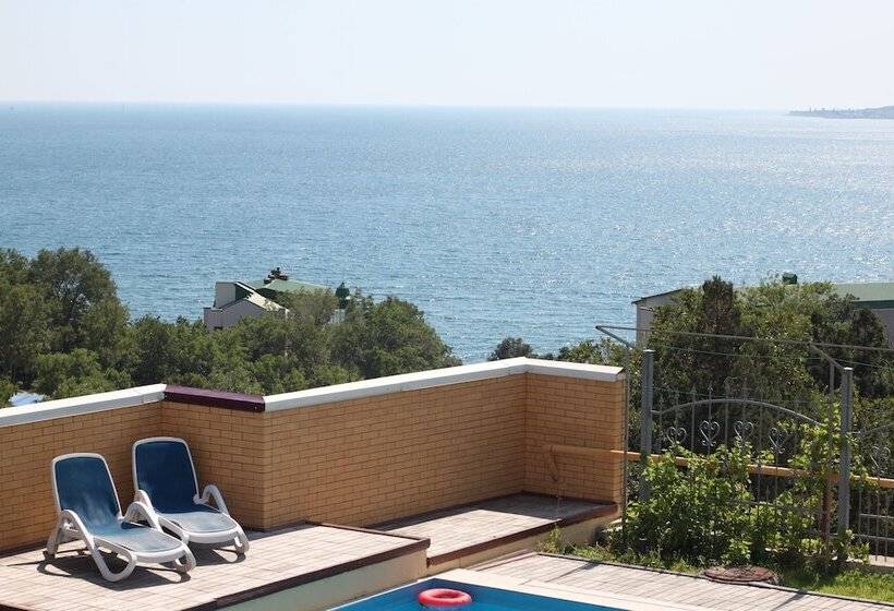 پانسیون Guest House Nikolaevskiy