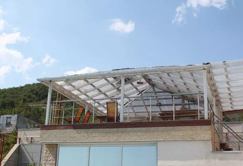 Majatalo Guest House Nikolaevskiy