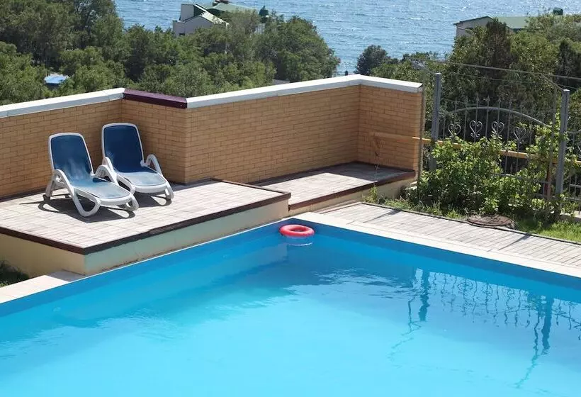 Majatalo Guest House Nikolaevskiy