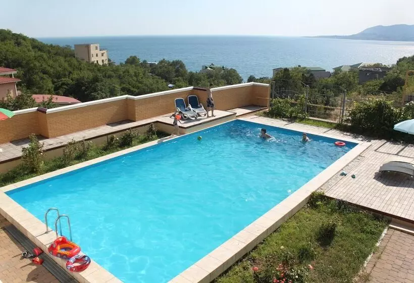 Majatalo Guest House Nikolaevskiy