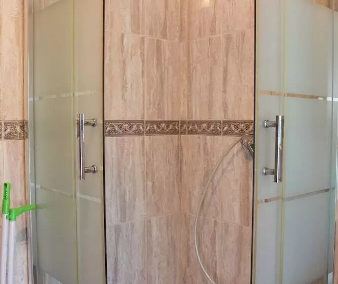 Majatalo Guest House Nikolaevskiy