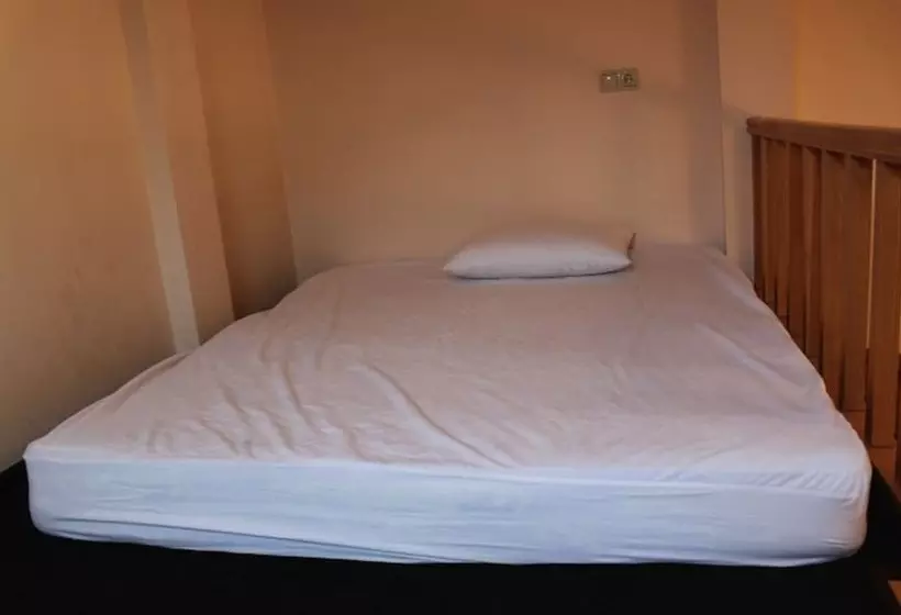 Majatalo Guest House Nikolaevskiy